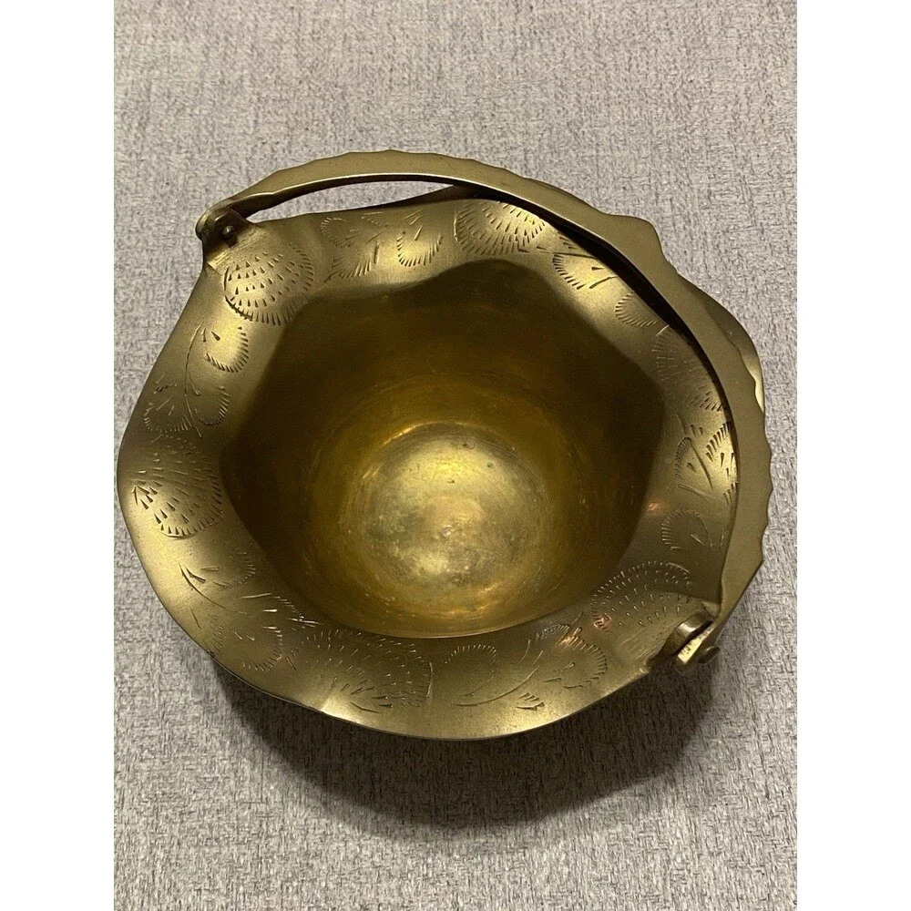 Vintage Brass Basket Ruffled Edge With Handle,  Trinket Dish, Ashtray, Decor